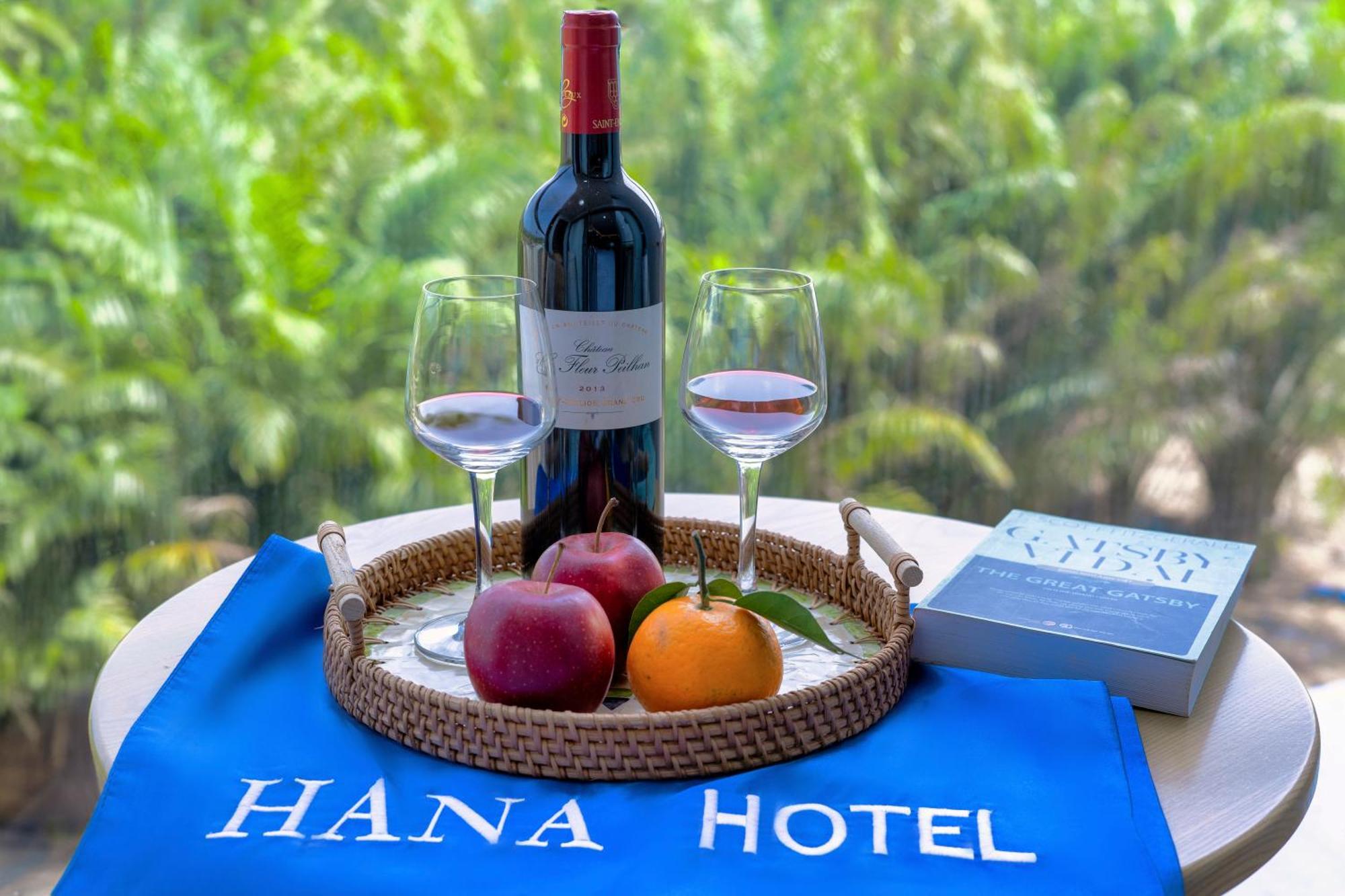 Hana Hotel Sonasea Night Market Phu Quoc Buitenkant foto