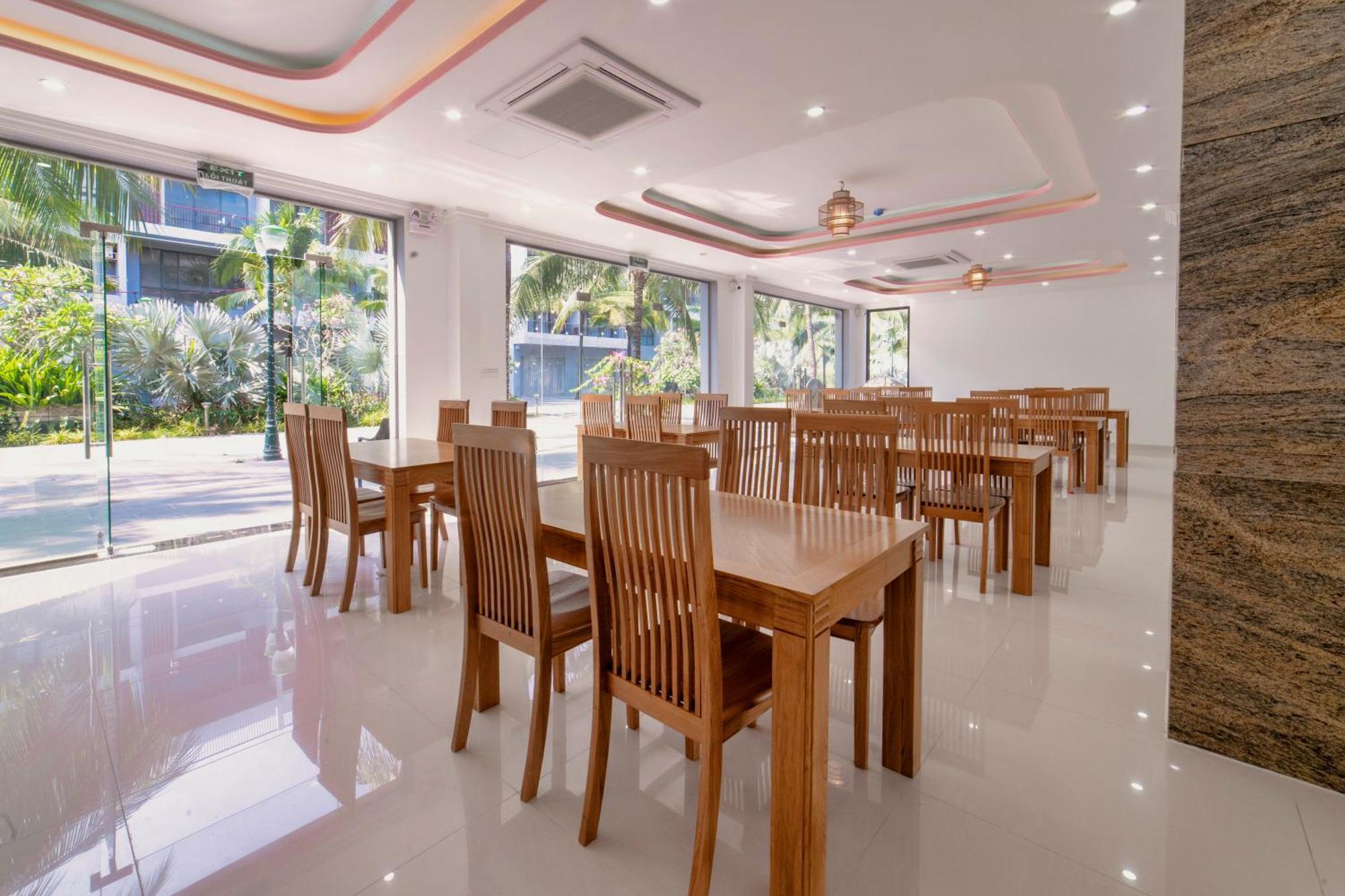 Hana Hotel Sonasea Night Market Phu Quoc Buitenkant foto