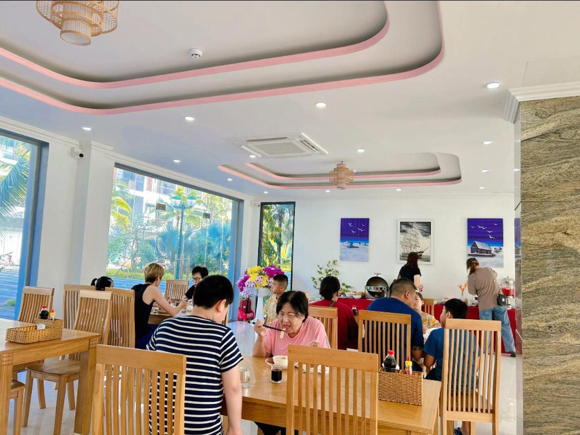 Hana Hotel Sonasea Night Market Phu Quoc Buitenkant foto